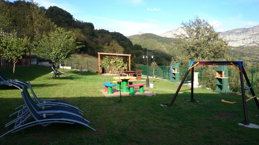 Rurales Balcon Real Senda Del Oso Appartamento